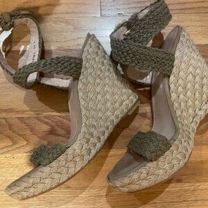 STUART WEITZMAN | Stuart Weitzman Alex Crochet Espadrille Sandal - size 11